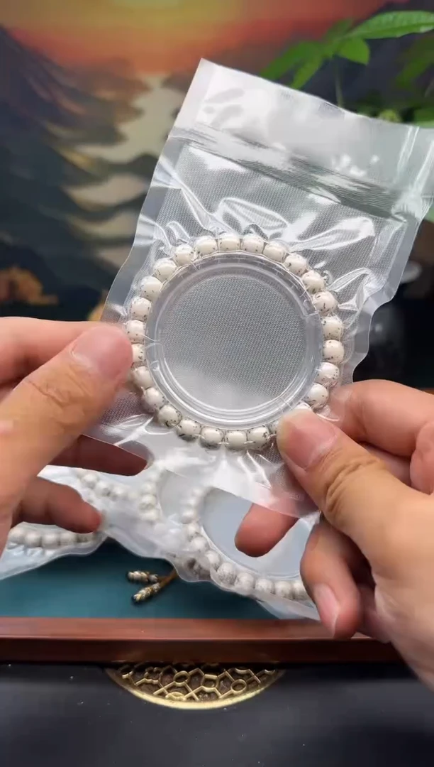 星月菩提手串原脂原生态  大留白河豚9*8