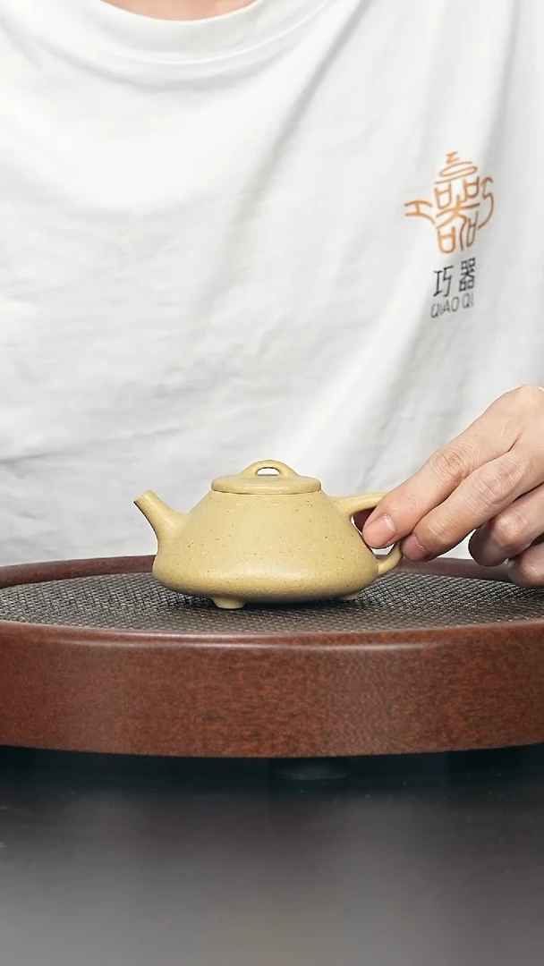 茶壶紫砂陈*塞子冶-梨皮本绿-全手工无添加-容量150cc （30目）