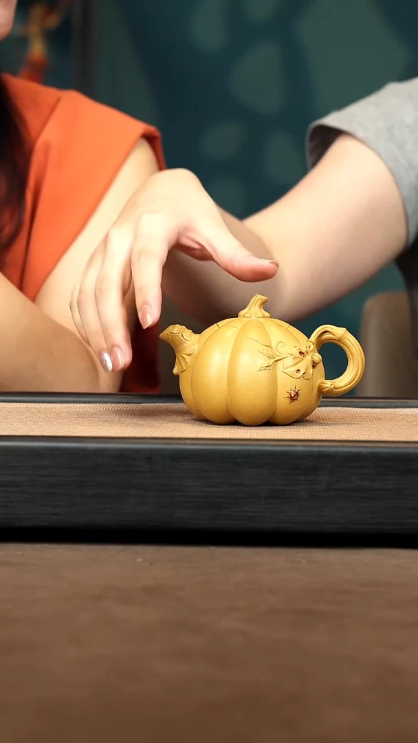茶壶紫砂【P083】南瓜180c HH