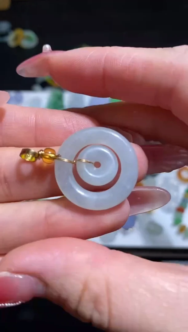 未镶嵌定制翡翠翡翠毛货~