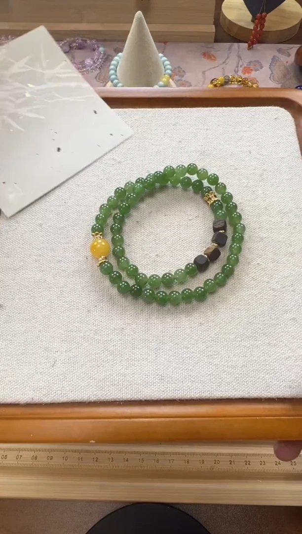 未镶嵌手链和田玉猫*酒天然和田玉双圈手串