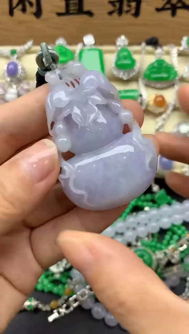 翡翠未镶嵌颈饰83-中国好珍宝