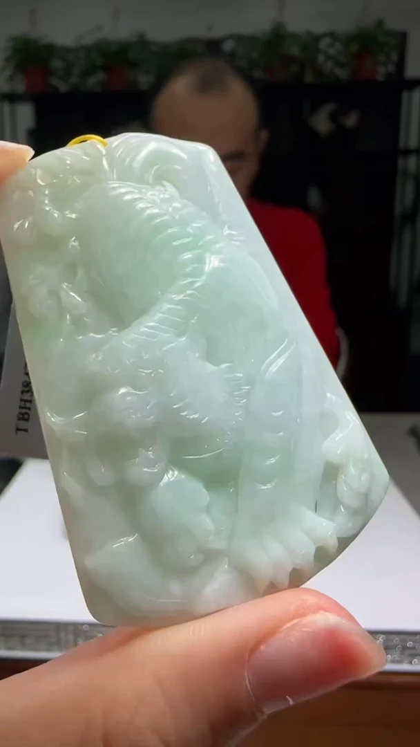 【闪购商品】翡翠颈饰未镶嵌天然翡翠A货吊坠