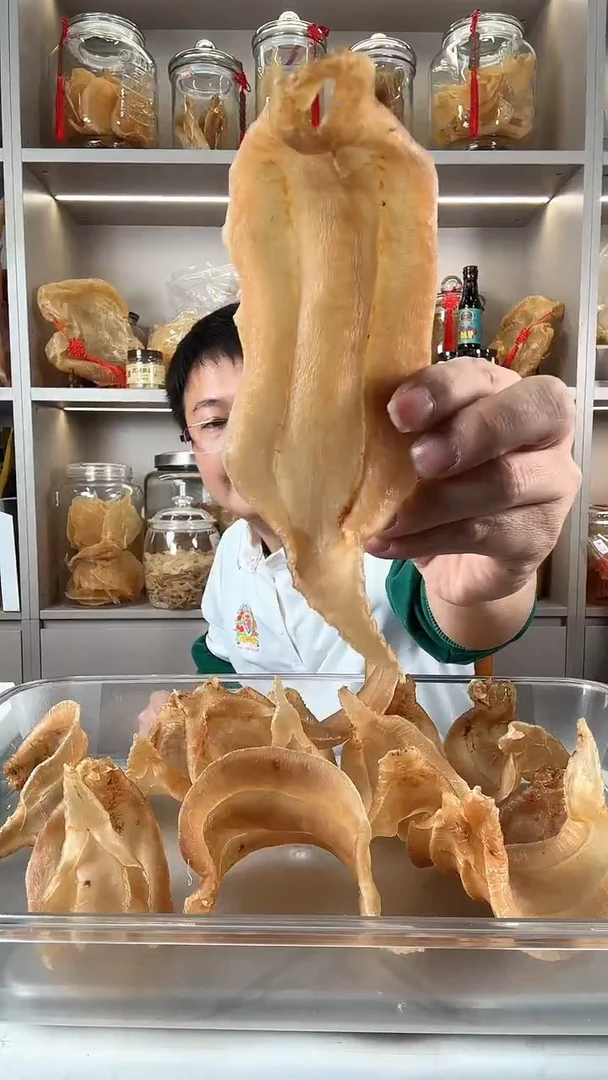 中国大陆13头土鳘公1只