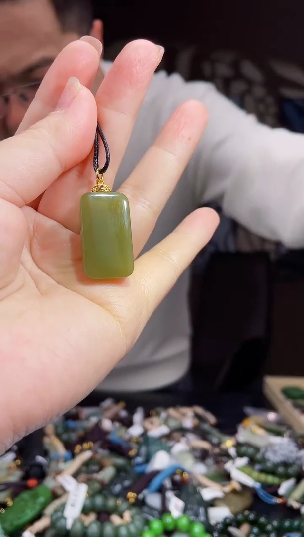 【闪购商品】和田玉颈饰未镶嵌拍一发一