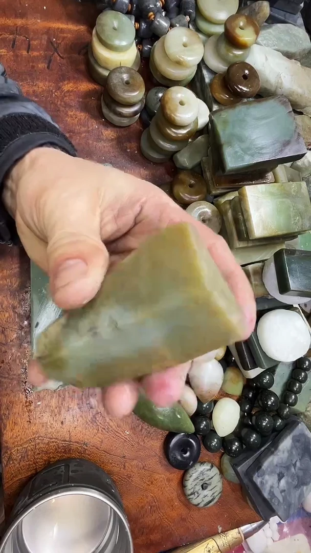 未镶嵌和田玉珠宝半成品1
