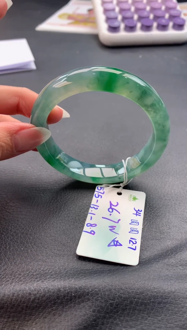 未镶嵌手镯翡翠翡翠自带#送人#，假一赔三