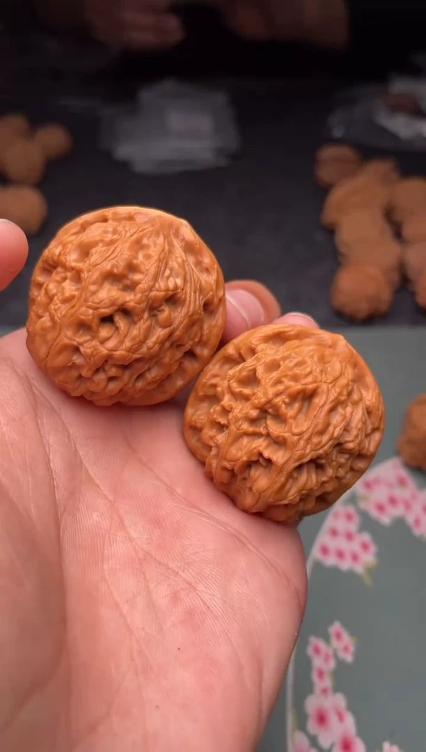 把件文玩核桃a232  水龙纹   39尺