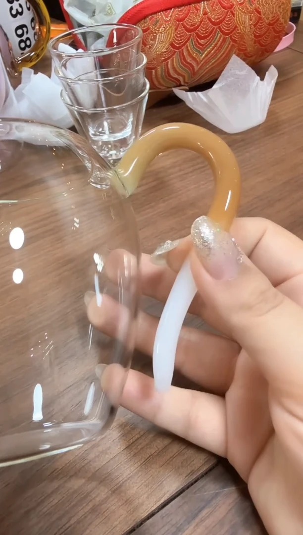 566号黄白怡然公道