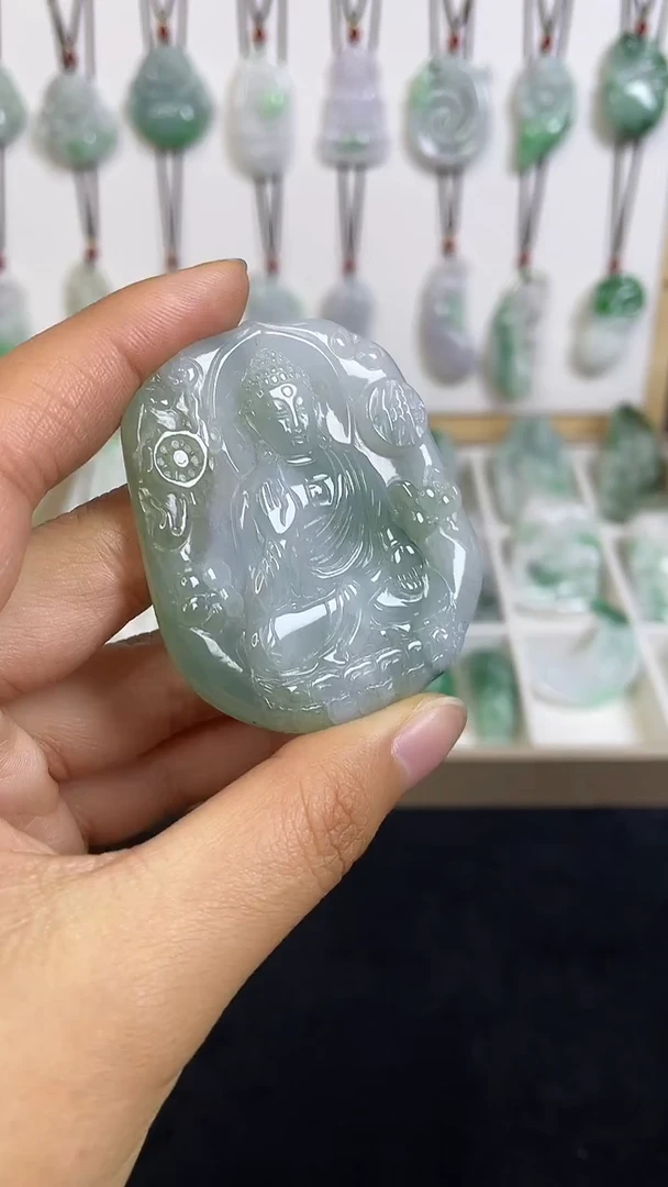 颈饰未镶嵌翡翠1