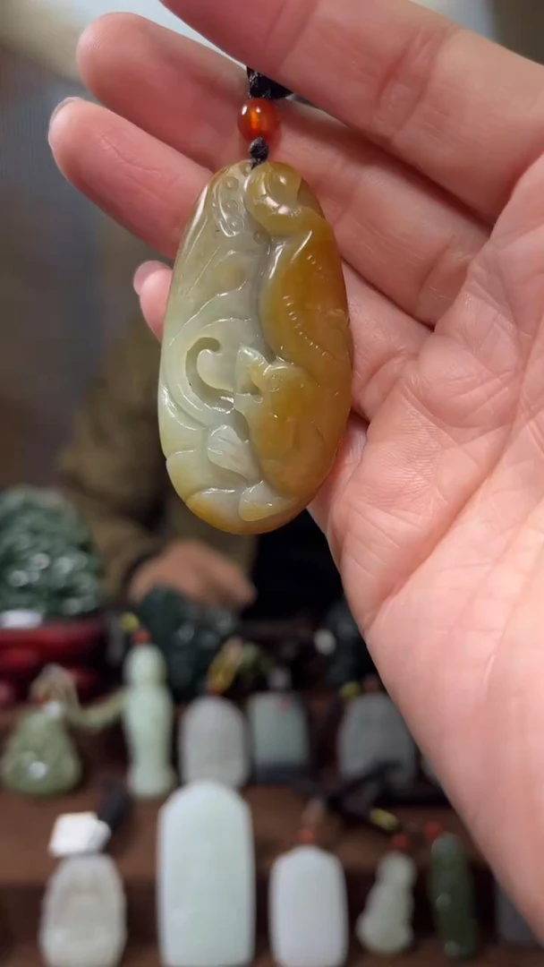 颈饰未镶嵌和田玉·