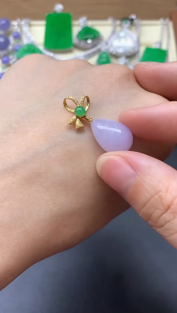 颈饰18K金镶嵌翡翠162-中国好珍宝