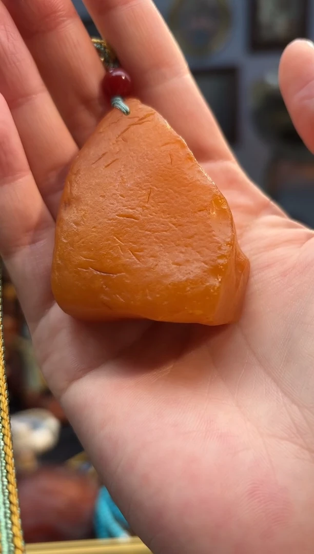 琥珀颈饰未镶嵌吊坠