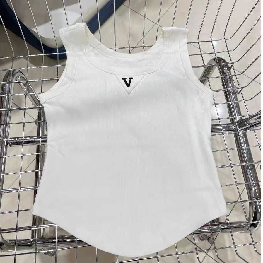 下摆设计感字母背心（555）