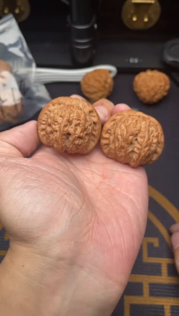 吊坠文玩核桃血麒麟41