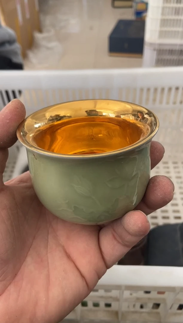 无运费险有瑕疵的摄影的产品有使用过的痕迹有点脏介意勿拍