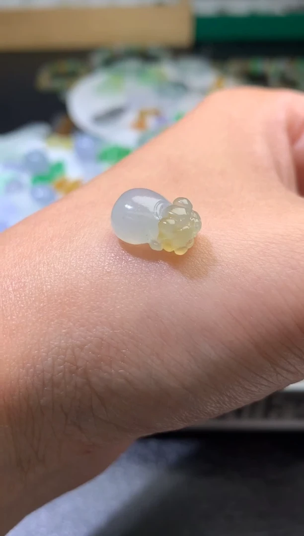 未镶嵌定制翡翠毛货 13.4-9.1-6.1