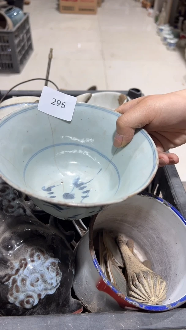 有机玻璃洋**群工艺品摆件精品295