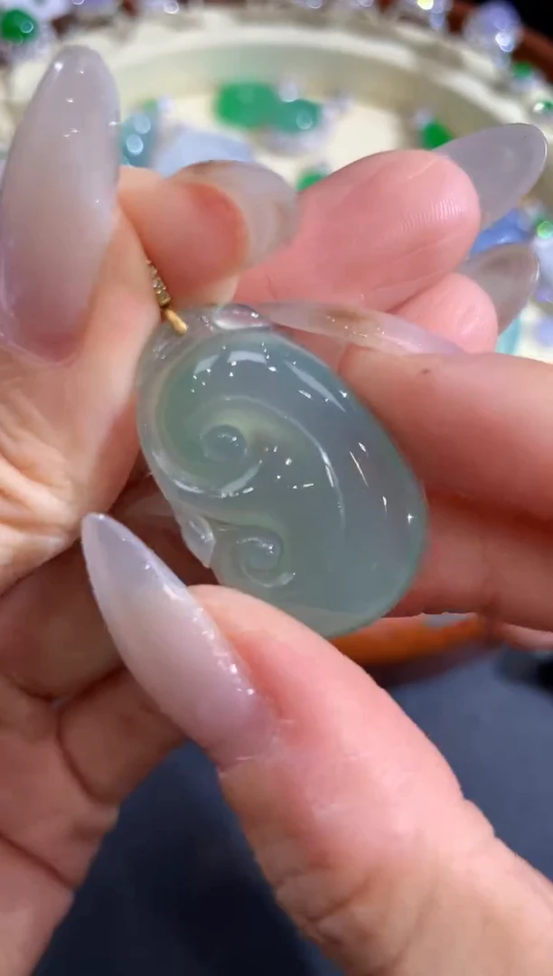 吊坠(不含链)18K金镶嵌翡翠61冰如意吊坠