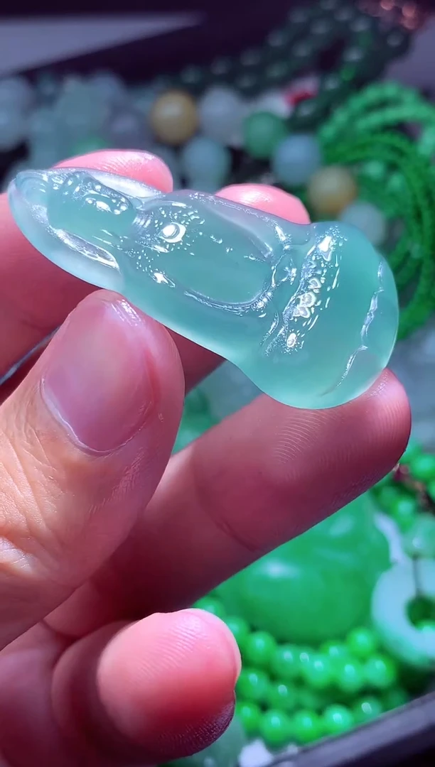 未镶嵌定制翡翠Q****-翡翠毛货定制