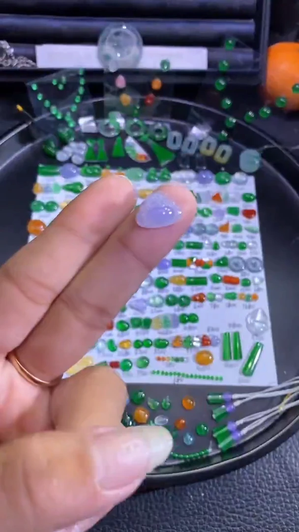 未镶嵌挂件翡翠佛公