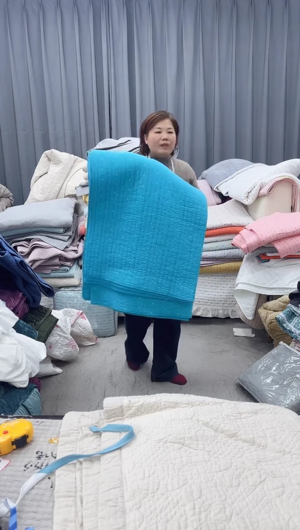 棉海蓝2.3*2.5纯米粒绣