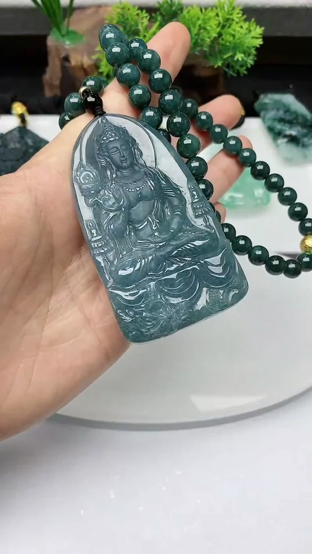 【闪购商品】翡翠颈饰未镶嵌