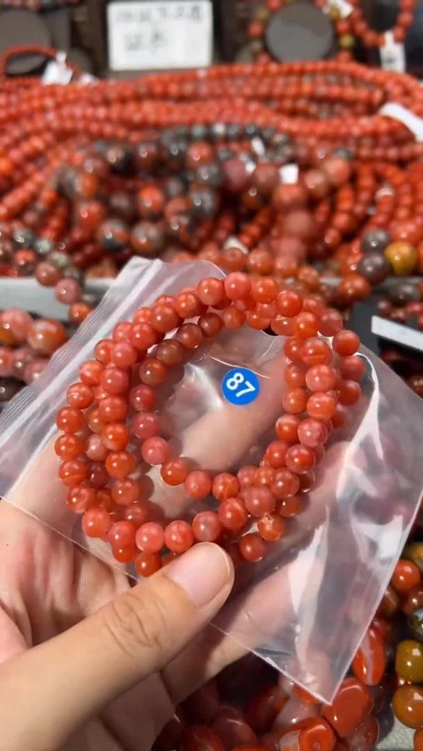 南红玛瑙手串未镶嵌7+