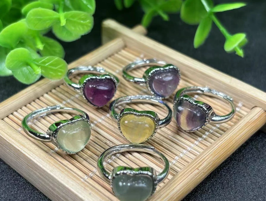 CT3560【福嘟嘟珠宝】七彩萤爱心石戒指-送礼佳品-多样性发一件