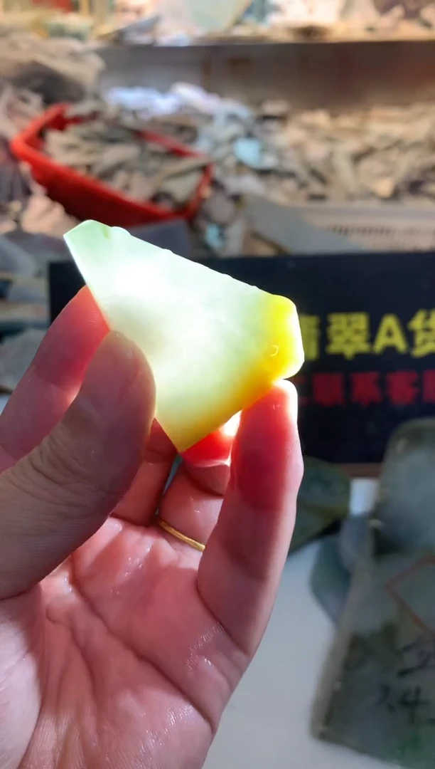 裸石翡翠0朱0翡翠珠宝988