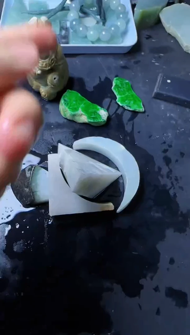 【闪购商品】翡翠颈饰未镶嵌068翡翠