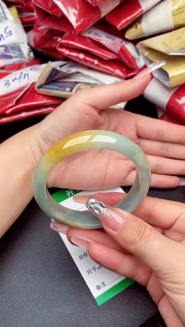 未镶嵌定制翡翠纯天然缅甸A货 毛货须抛光多样性发货