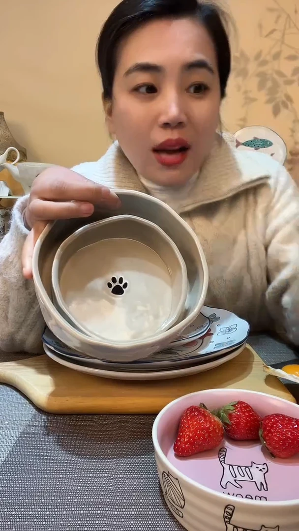 【闪购商品】瓷片瑕疵款 大小异形脚印碗2件 介意勿拍