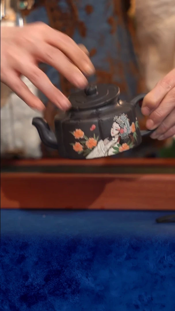 紫砂 宜兴紫砂  梅花周盘 黑