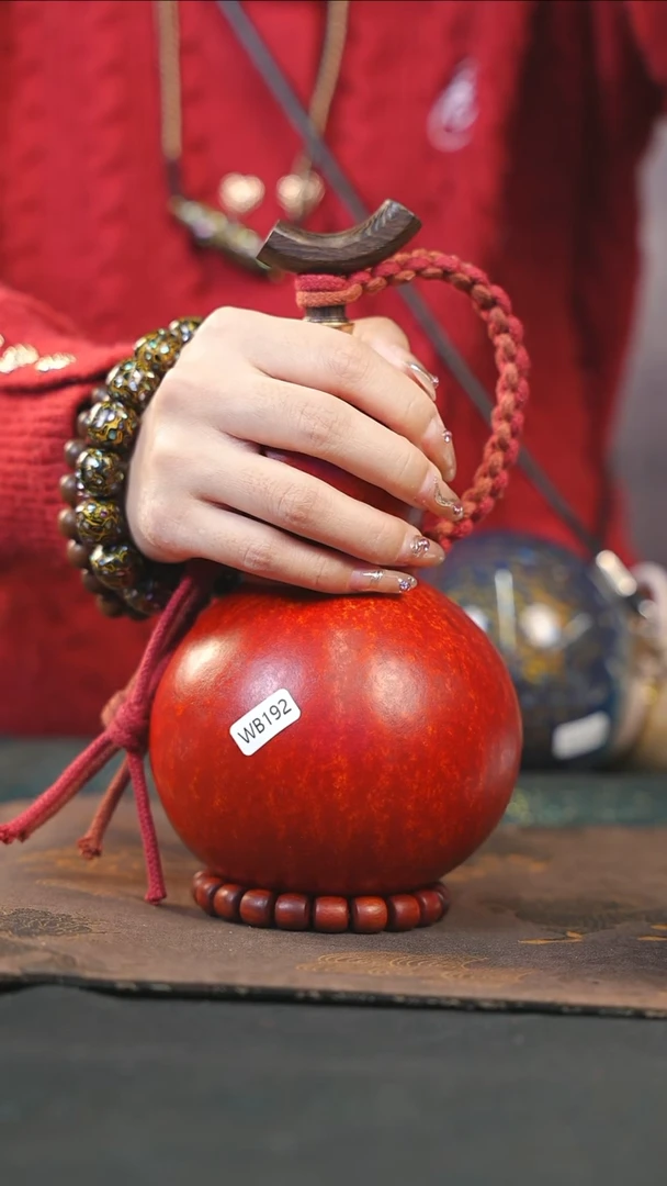 【闪购商品】WB192红色中容量酒葫芦随缘发