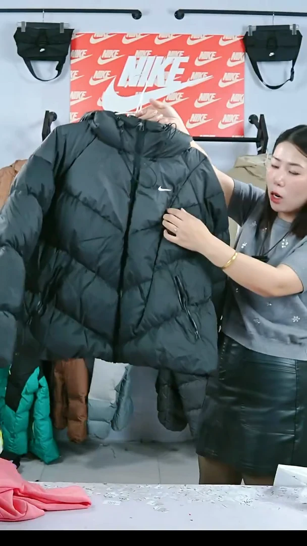 2975闪购编码运动衣以直播间过款为准尺码L