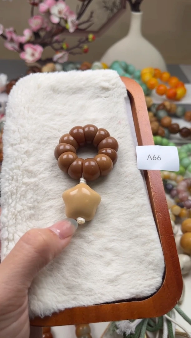 菩提根/象牙果吊坠瑕A66蒜瓣手捻13mm一串随机不售后