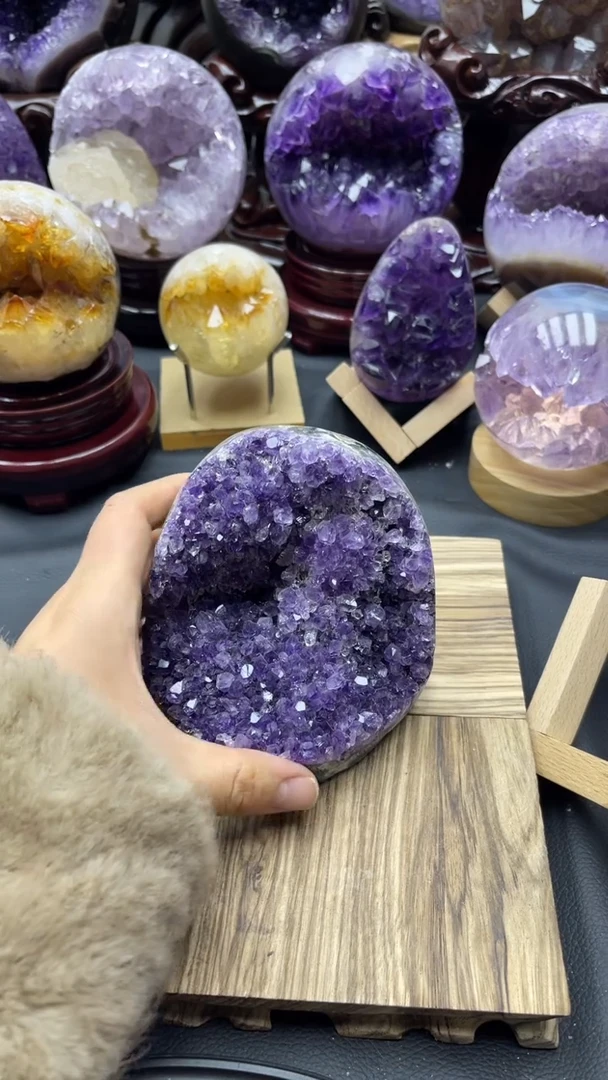 未镶嵌大型摆件（非配饰）紫晶126号摆件