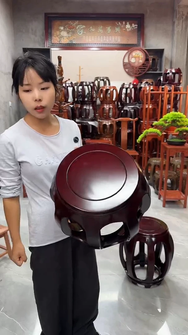 花梨木类家具酸枝色小号鼓凳一对（两条）