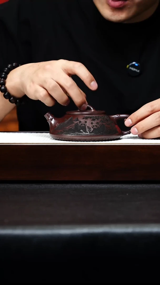 茶壶紫砂宜兴紫砂 竹嘴 石瓢石红