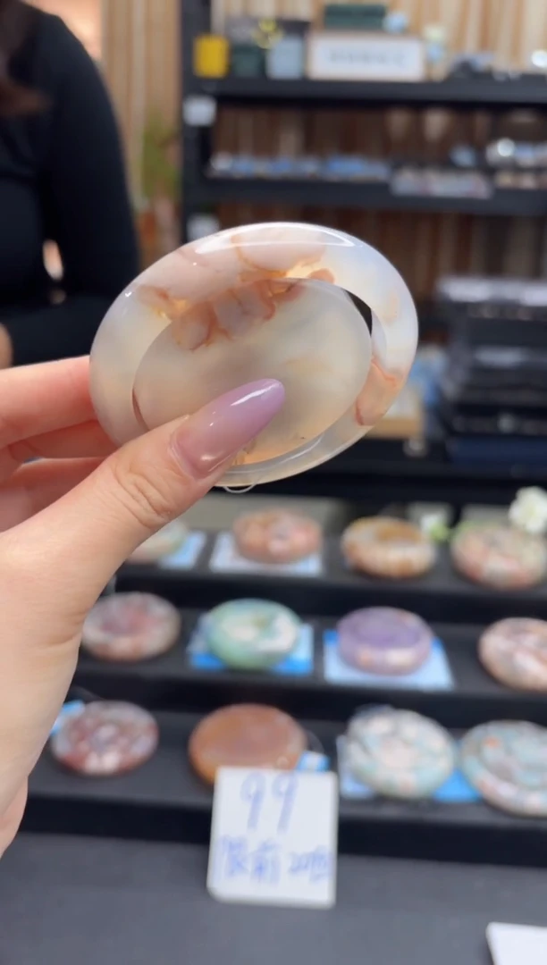 未镶嵌手镯石英质玉A16(55圈赠送镯心)