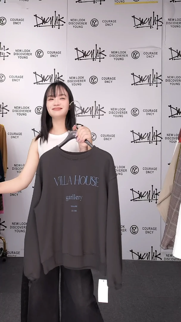 字母印花卫衣均码