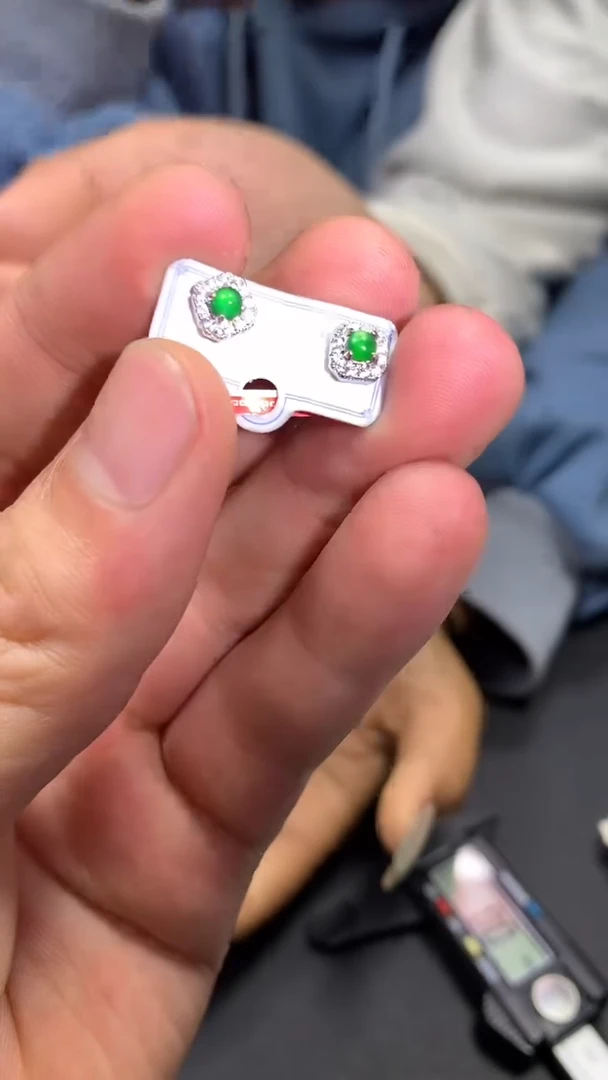 【闪购商品】翡翠耳饰未镶嵌0179398874/多样性发一