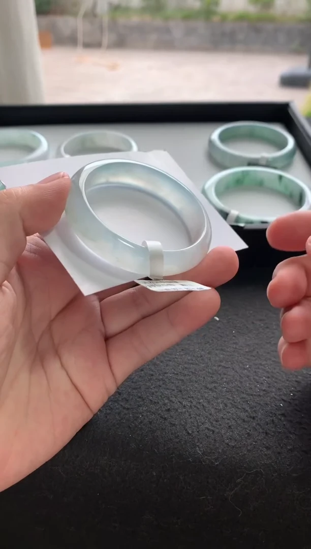 未镶嵌手镯翡翠54.4贵妃买断Y1660