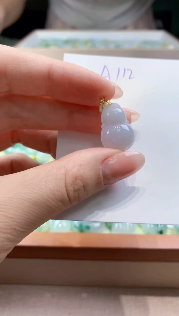 翡翠未镶嵌颈饰天然缅甸a货翡翠