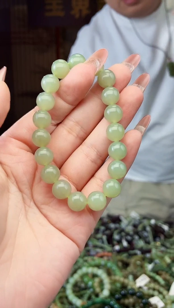 和田玉未镶嵌颈饰拍一发一