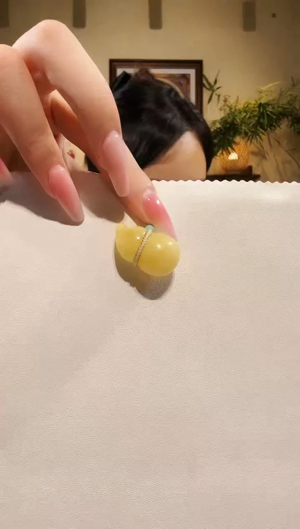 琥珀颈饰未镶嵌吊坠