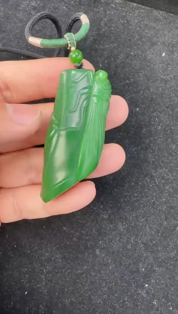 颈饰未镶嵌和田玉粉绿竹节