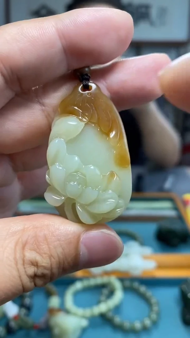 颈饰未镶嵌和田玉46