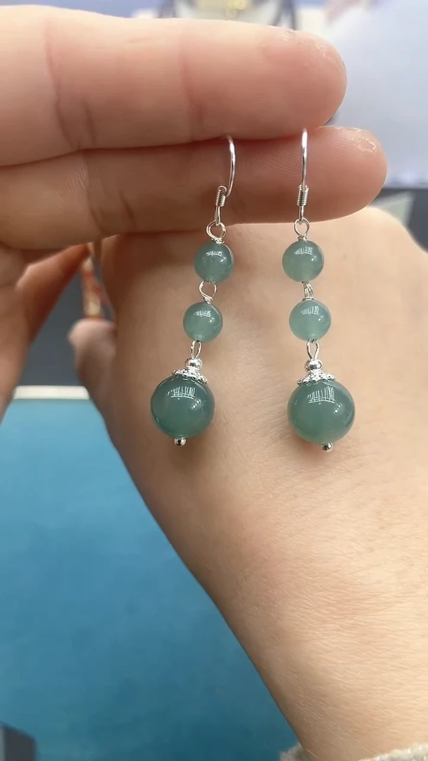 【闪购商品】翡翠耳饰银S925镶嵌10mm蓝水耳钩F3